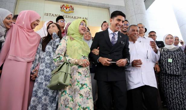 Syed Saddiq salur bantuan bernilai RM6.2 juta kepada penduduk Muar sejak 18 bulan lalu