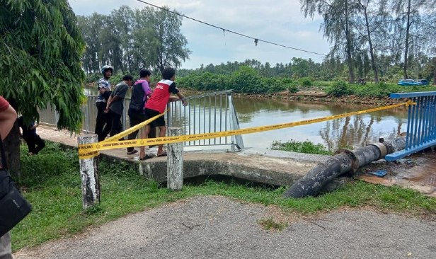 Pelajar sekolah agama dakwa terlelap sehingga kereta dipandu terjunam ke dalam sungai