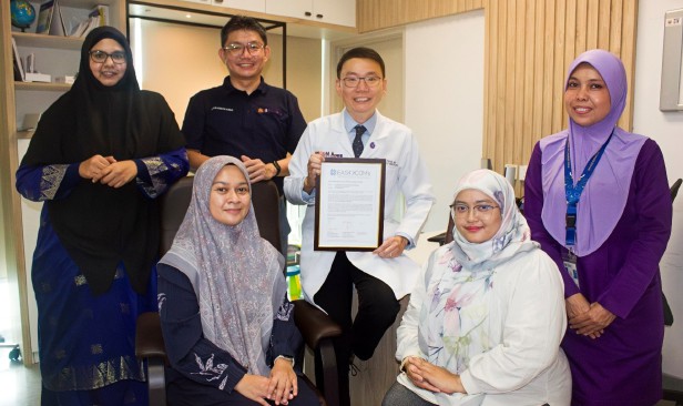USM pertama di Malaysia terima akreditasi sebagai Pusat Kerjasama Afiliasi Antarabangsa EASO bagi Pengurusan Obesiti