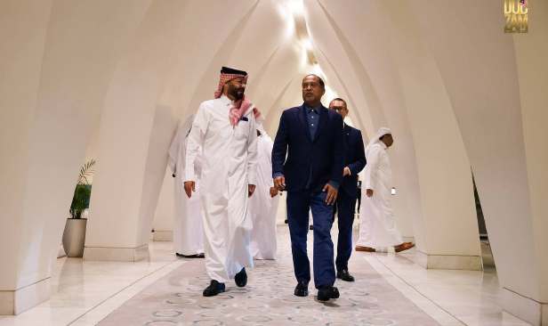 Zambry wakili Malaysia zahir penghormatan terakhir bapa Emir Qatar