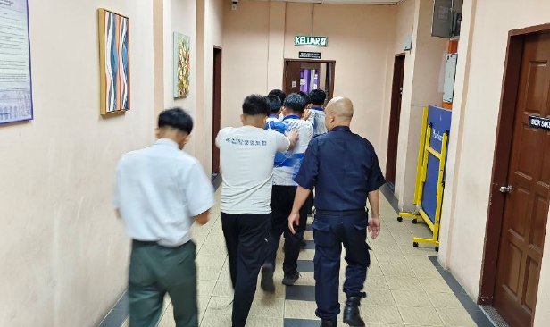 Lapan pelajar direman, kes gaduh didakwa berpunca kandungan seks AI