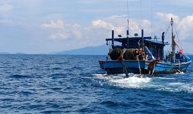 Bot nelayan langgar syarat lesen ditahan, rampasan RM320,000