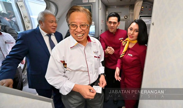 AirBorneo lancar penerbangan sulung laluan Kuching-KL hari ini, ke Singapura pada Rabu