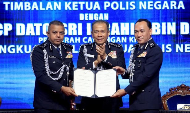 'Jangan sesekali kompromi soal integriti, itu legasi terbesar saya' - Ayob Khan