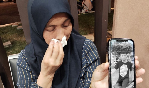 Tiga anak sudah pergi selamanya, kini hanya tinggal seorang - Ibu pelajar maut dihempap pokok kelapa
