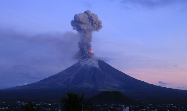 Aktiviti Gunung Berapi Mayon: Marcos arah tindak balas menyeluruh bantu komuniti terjejas