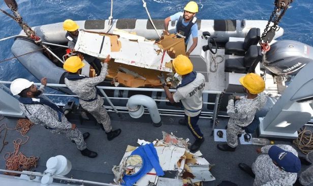 Tentera Laut Pakistan temukan bangkai pesawat kargo hilang di perairan Gwadar