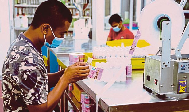 Tekanan kos dorong PKS fokus kepada kecekapan tenaga - Kajian UOB