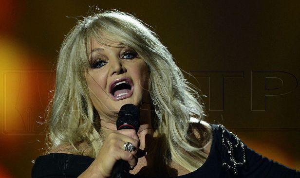 Bonnie Tyler ditidurkan selepas jalani pembedahan usus