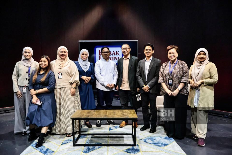 NURADLI RIDZWAN SHAH MOHD DALI makan3