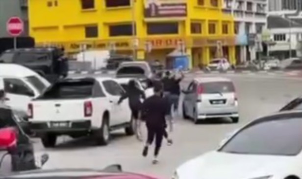 13 lelaki ditahan terbabit pergaduhan dalam video tular di Jinjang Utara