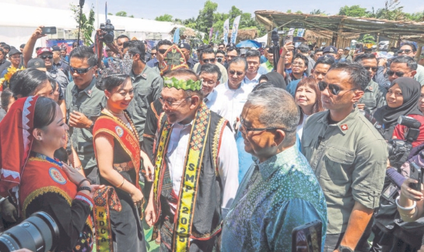 Cabaran Anwar antara percaturan kuasa dan harapan rakyat